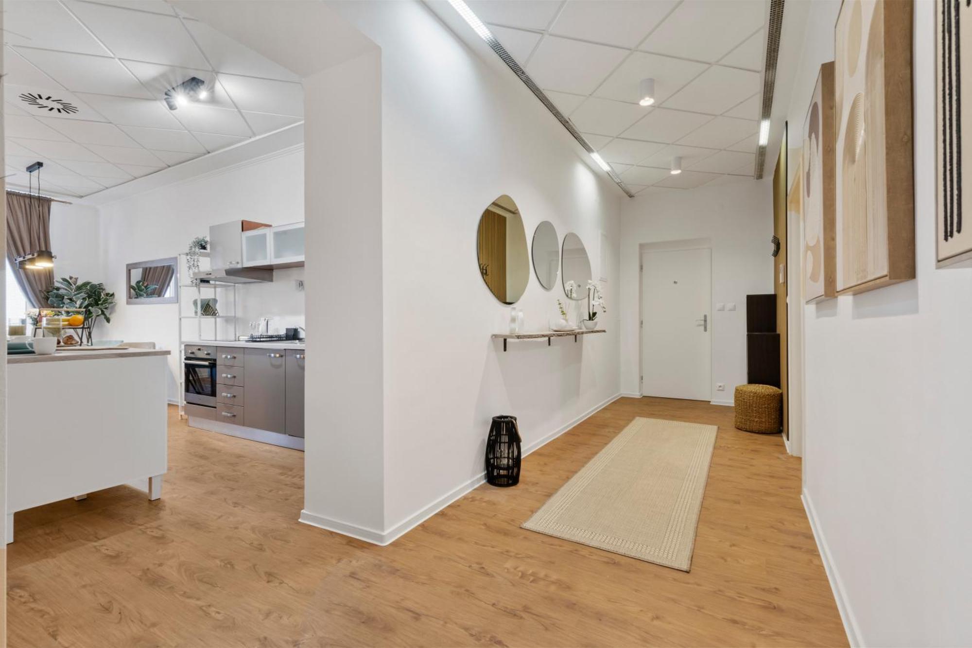 Apartamento Luxe Living At Old Town Center Bratislava Exterior foto