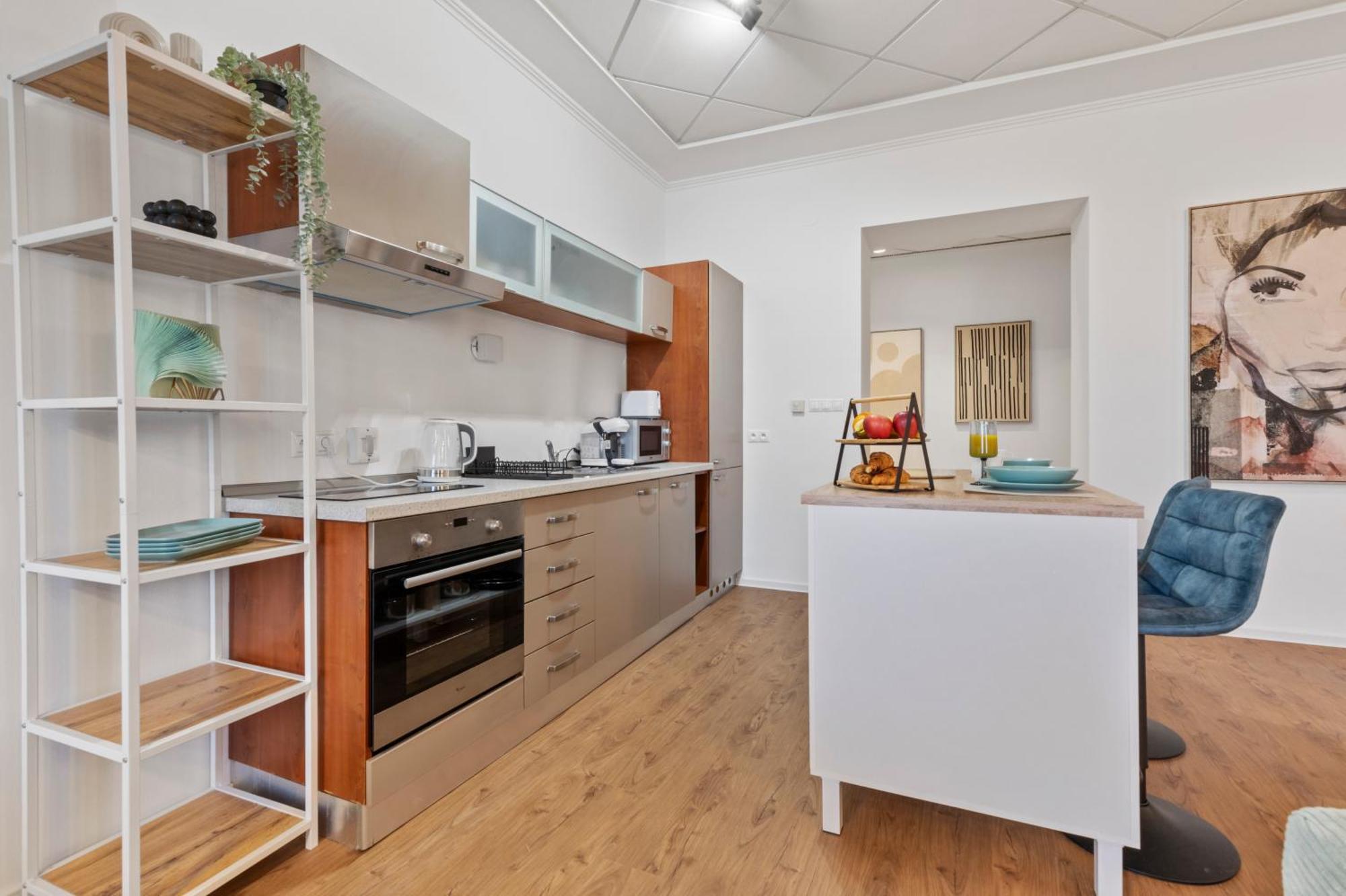 Apartamento Luxe Living At Old Town Center Bratislava Exterior foto