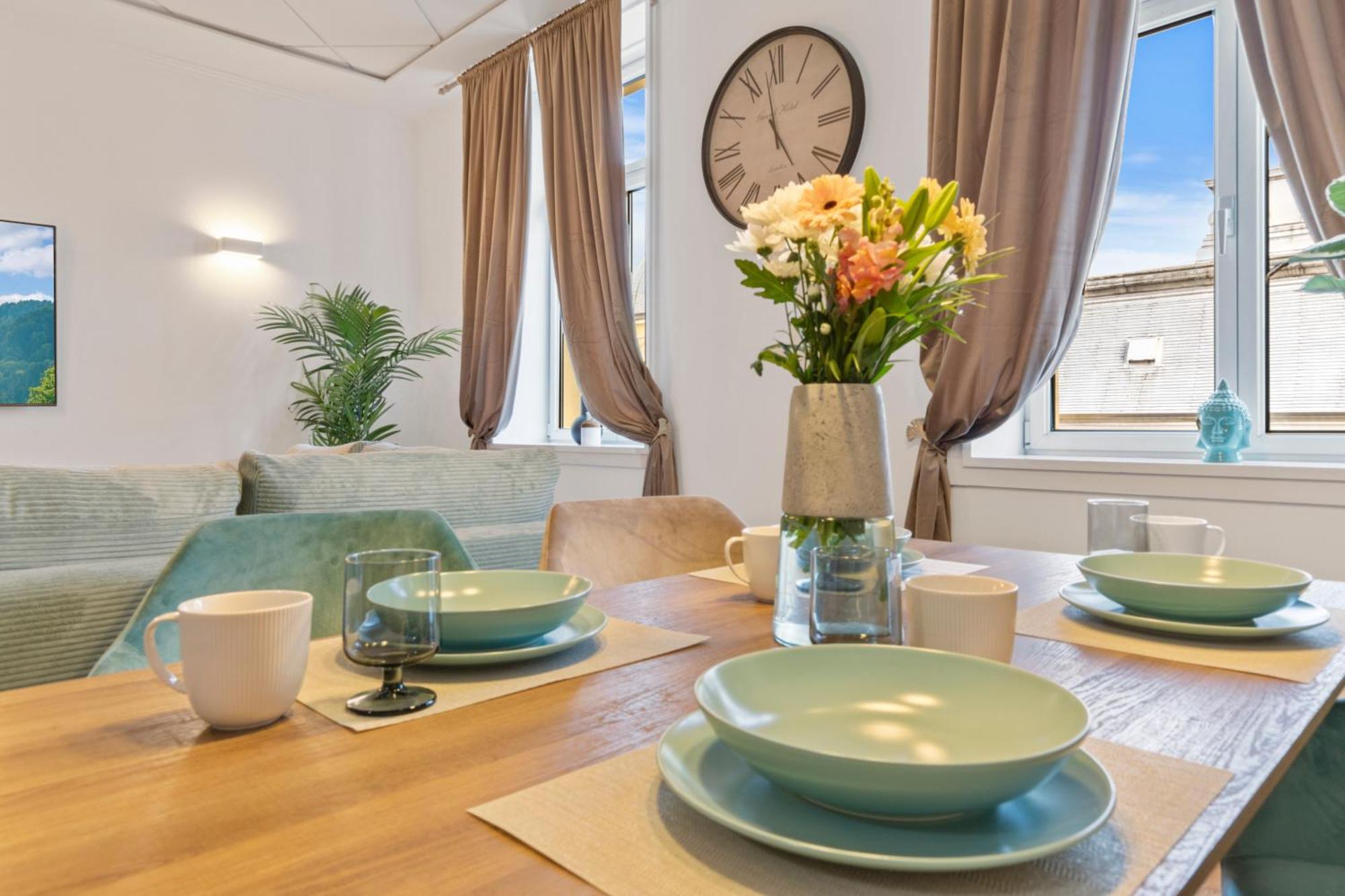 Apartamento Luxe Living At Old Town Center Bratislava Exterior foto